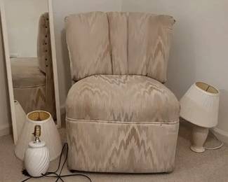 "Gem Lakes Treasures" in Aiken, SC Starts Closing Sat 11/29 at 8pm. Pickup is Mon 12/1 from 2-6pm.  Please click here to add more photos, descriptions, and current bids:  https://ctbids.com/estate-sale/40736 