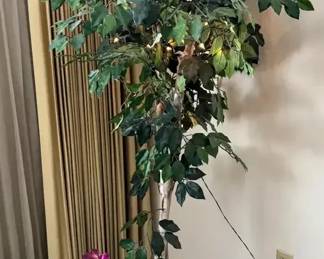 "Gem Lakes Treasures" in Aiken, SC Starts Closing Sat 11/29 at 8pm. Pickup is Mon 12/1 from 2-6pm.  Please click here to add more photos, descriptions, and current bids:  https://ctbids.com/estate-sale/40736 