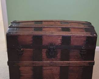 "Gem Lakes Treasures" in Aiken, SC Starts Closing Sat 11/29 at 8pm. Pickup is Mon 12/1 from 2-6pm.  Please click here to add more photos, descriptions, and current bids:  https://ctbids.com/estate-sale/40736 