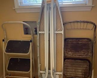 "Gem Lakes Treasures" in Aiken, SC Starts Closing Sat 11/29 at 8pm. Pickup is Mon 12/1 from 2-6pm.  Please click here to add more photos, descriptions, and current bids:  https://ctbids.com/estate-sale/40736 