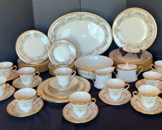 "Gem Lakes Treasures" in Aiken, SC Starts Closing Sat 11/29 at 8pm. Pickup is Mon 12/1 from 2-6pm.  Please click here to add more photos, descriptions, and current bids:  https://ctbids.com/estate-sale/40736 