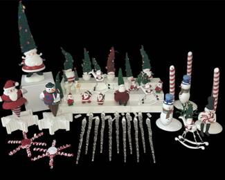 Bottle Brush DEPT 56 Santa Figures 