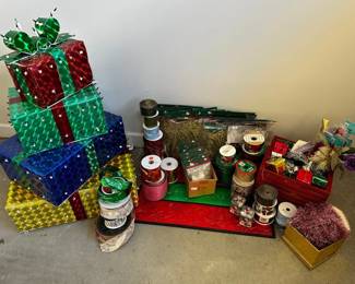 Christmas This N That