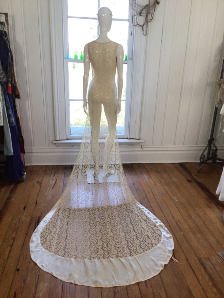 Gorgeous 1930s lace wedding overdress. 