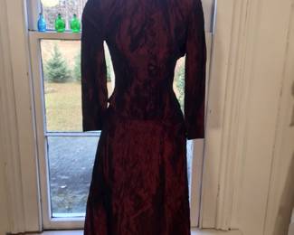 Vintage 1940s two piece changeable silk taffeta suit with huge bow and scarf in back