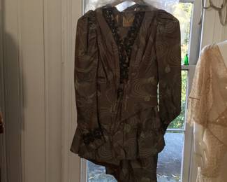 Fantastic Victorian 2 pieces trained even gown with beadwork.