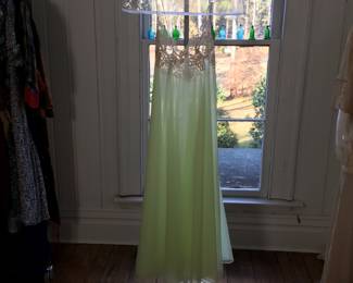 Vintage chartreuse double layer “chiffon” nightgown with see through lace