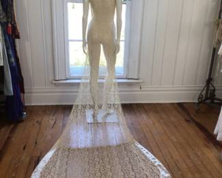 Gorgeous 1930s lace wedding overdress.