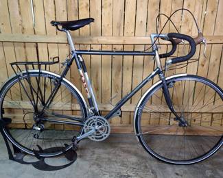 Fuji Touring Series IV Bicycle 