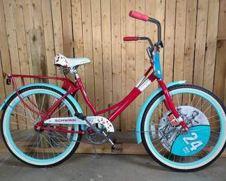 Schwinn Windwood 24" Girls Cruiser Bicycle 