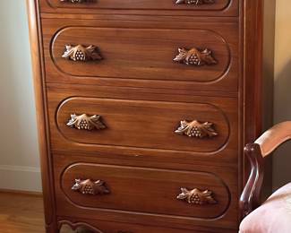 Davis cabinet co Lillian Russell chest
