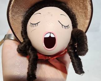 EGG HEAD CHOIR ORNAMET