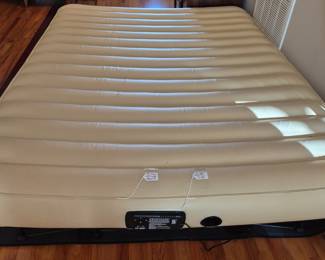 Frontgate inflatable bed, queen size