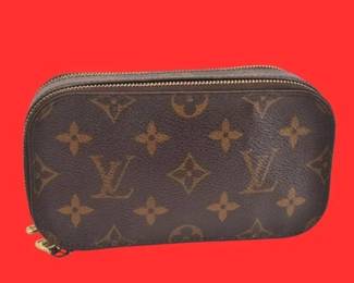 lv pouch converted