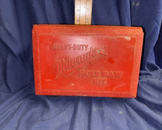 Heavy Duty Milwaukee Hole Saw Kit $15.00