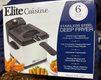 Elite Cuisine Deep Fryer $12.00