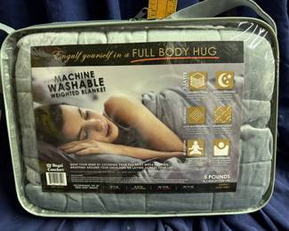 5 Pound Weighted Blanket $15.00