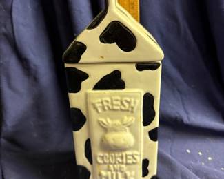 Fresh Cookies and Milk Cookie Jar $5.00