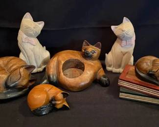 KO179Vintage Wood Cat Collection 