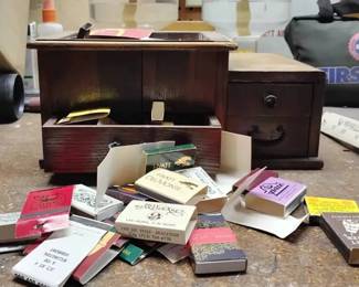 KO106Vintage Match Box Collection