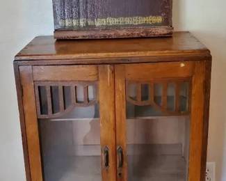 KO133VMission Arts And Crafts Cabinet With Antique Mandolin Harp