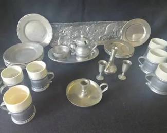KO306Vintage Wilton Armetable Pewter Set And Miscellaneous Items