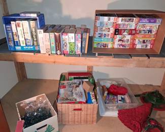 Nice collection of jigsaw puzzles $1 each