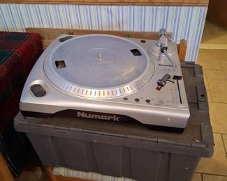 Numark LP to mp3 converter $95