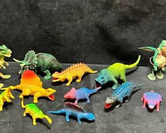 Darth Maul, Watto Figurines And R2D2 Wind Up Toy