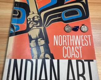 Seattle Worlds Fair Collectibles Charms, Pin Indian Art Book