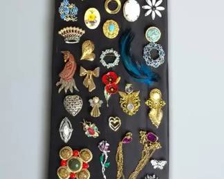 Assorted Vintage Brooch Collection