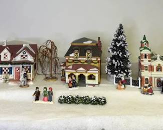 Lighted Christmas Village  Farm House, Cottages, Church  Thomas Kinkade House with Figures