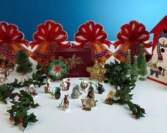 Holiday Decor Collection