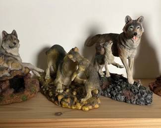Hamilton Collection Wolves of the Wilderness Figurine Set