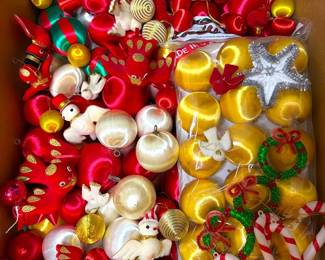 Retro Unbreakable VintageStyle Ornaments