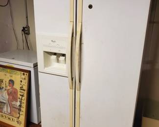 Whirlpool side by side fridge....works all the way!