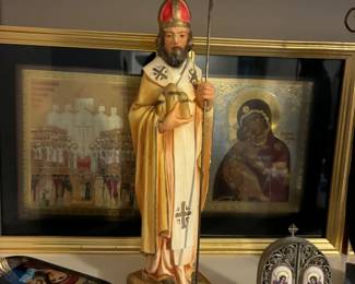 A beautiful assortment of Orthodox icons in a range of styles and sizes.