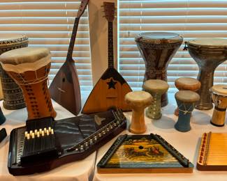 A fascinating mix of instruments: balalaikas, zithers, autoharps, darbukas, recorders, harmonicas, and more.