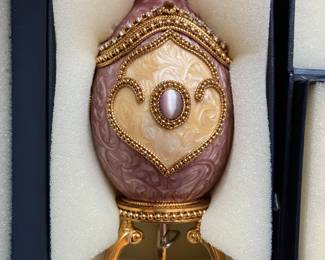 Kingspoint Faberge Style Eggs- goose egg with hinge top