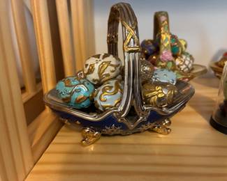 Franklin Mint House of Faberge Winter Basket with 9 eggs