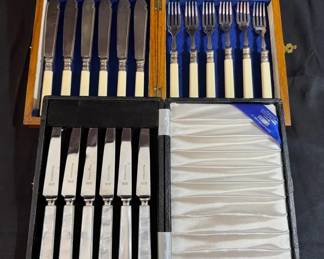 Viners Sheffield Serrated Knives and Sheffield Silver Plated Knife And Fork Set