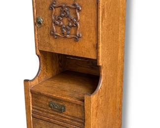 An Early 20th C Oak Cabinet
