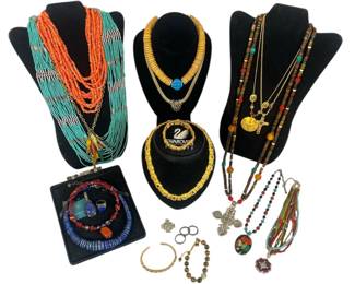 Collection Some Sterling Silver Costume Jewelry
