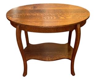 Antique Mahogany Oval Accent Table
