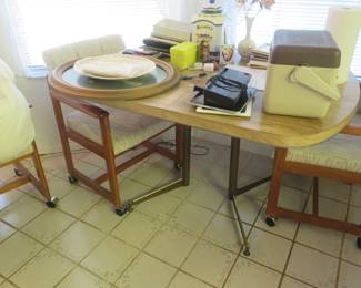Kitchen table with 4 chairs