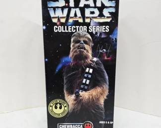 	Star Wars Chewbacca Collector Series Figure