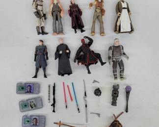 	Star Wars Action Figures and Accessories Lot