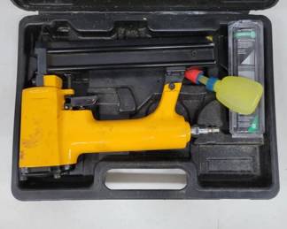 Magnum 18 or 19 Gauge Air Brad Nailer