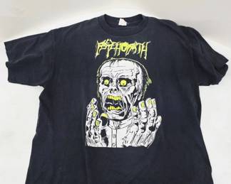 	Black Graphic T-Shirt, Size XL