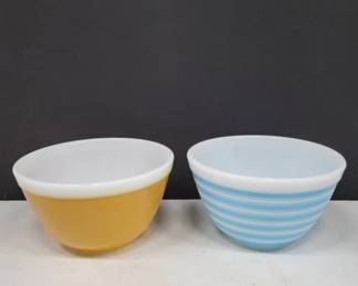 Pyrex 1.5-Pint Mixing Bowls